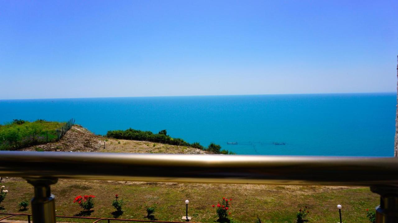Морски Апартаменти Джулай Морнинг - July Morning Sea View Apartments Cavarna Exterior foto
