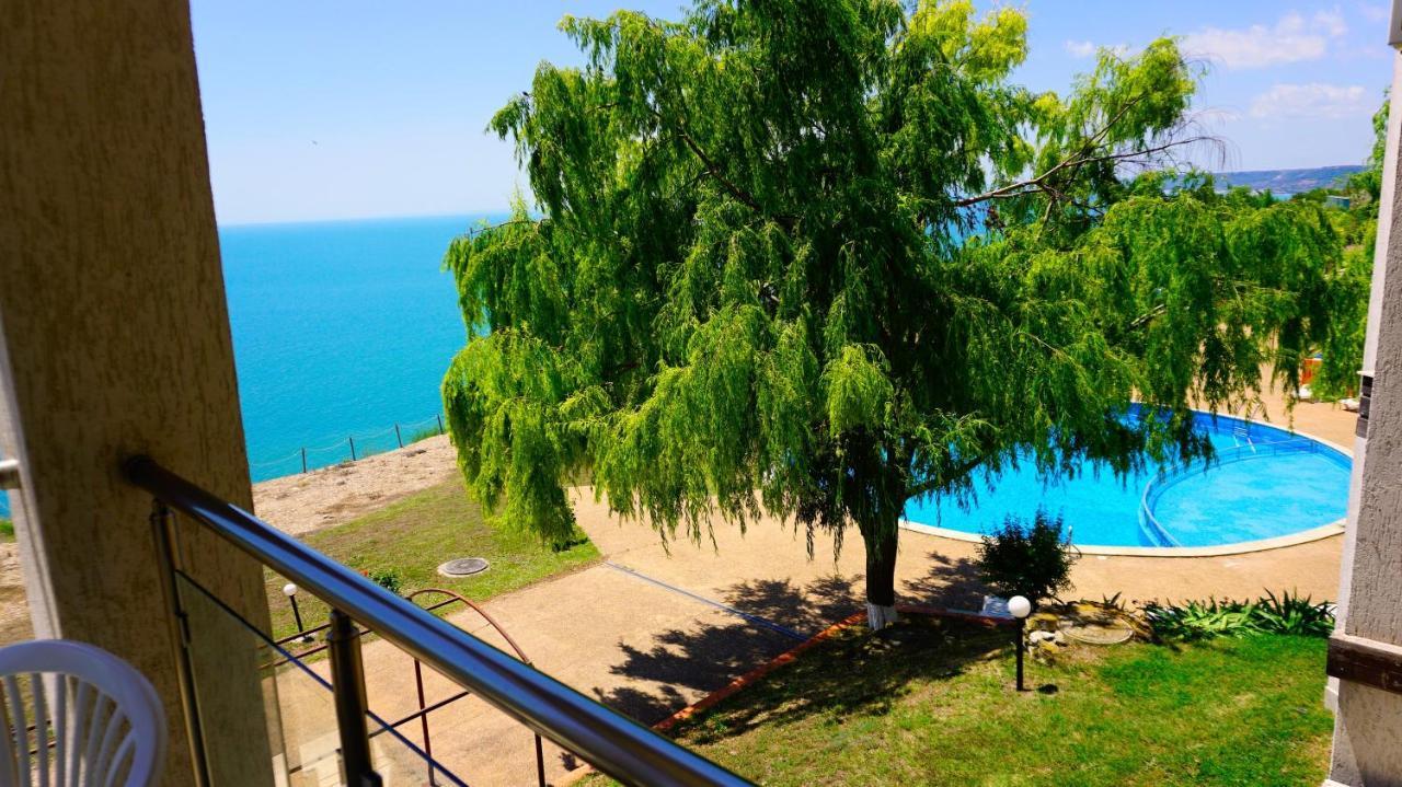 Морски Апартаменти Джулай Морнинг - July Morning Sea View Apartments Cavarna Exterior foto