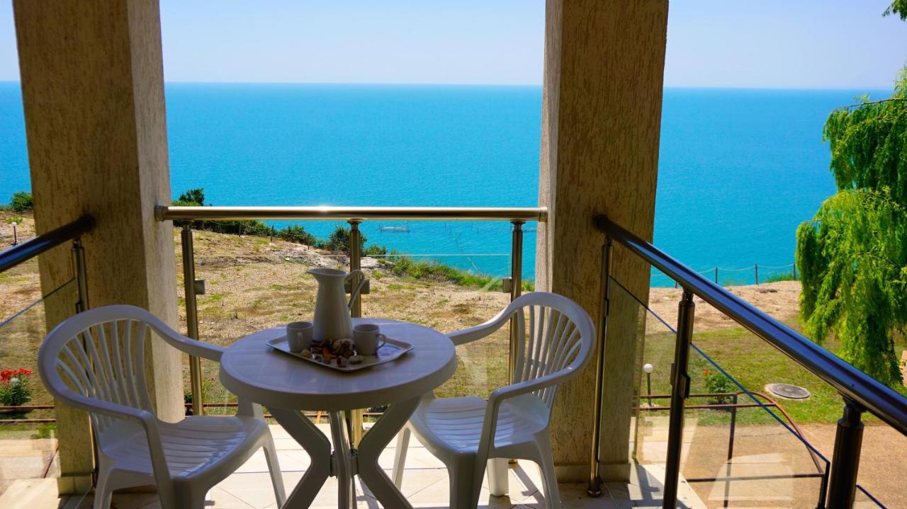 Морски Апартаменти Джулай Морнинг - July Morning Sea View Apartments Cavarna Exterior foto