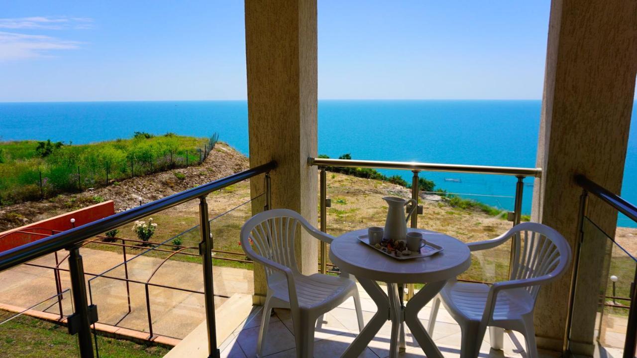 Морски Апартаменти Джулай Морнинг - July Morning Sea View Apartments Cavarna Exterior foto