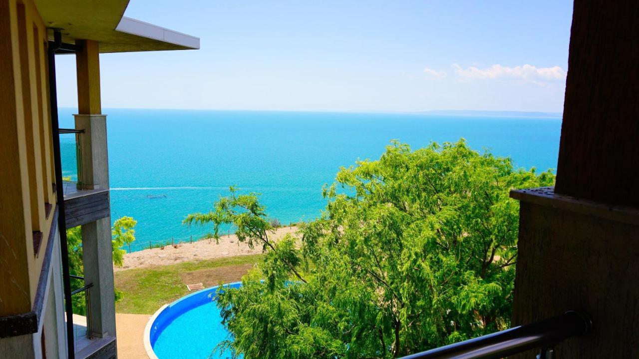 Морски Апартаменти Джулай Морнинг - July Morning Sea View Apartments Cavarna Exterior foto