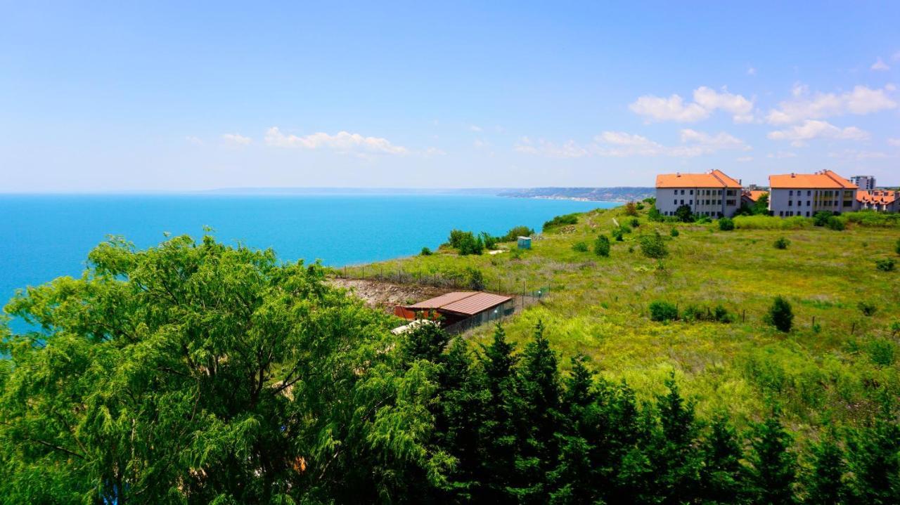 Морски Апартаменти Джулай Морнинг - July Morning Sea View Apartments Cavarna Exterior foto