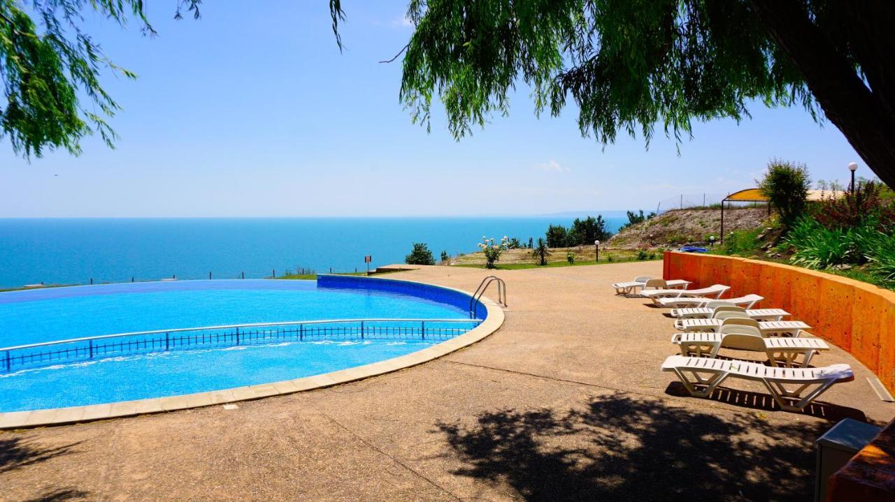 Морски Апартаменти Джулай Морнинг - July Morning Sea View Apartments Cavarna Exterior foto