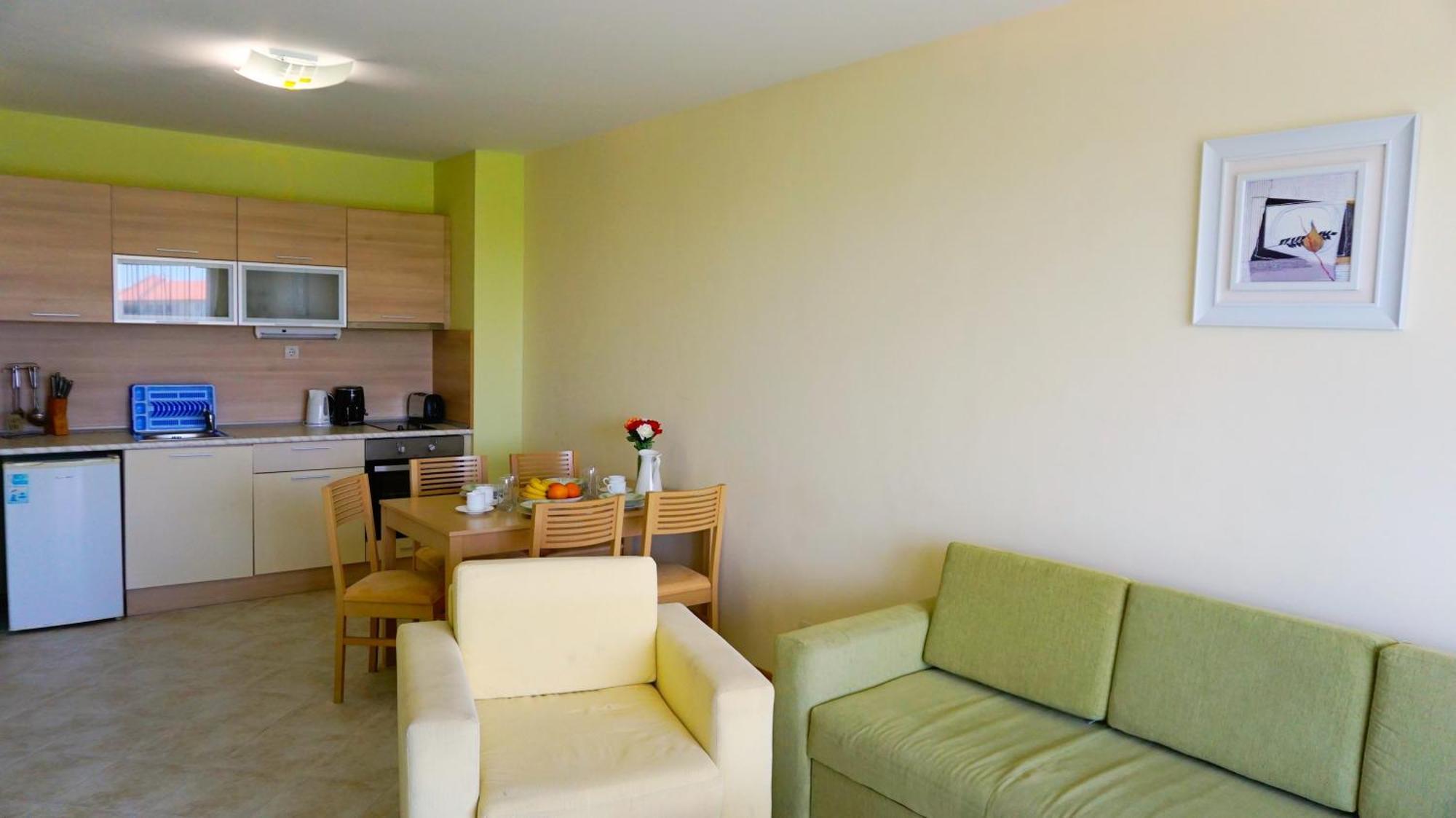 Морски Апартаменти Джулай Морнинг - July Morning Sea View Apartments Cavarna Cameră foto